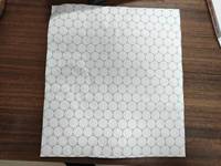 Papier d'aluminium parchemin en nid d'abeille de qualité restaurant papier kraft résistant à l'huile pour gâteaux pain hamburgers revêtement de qualité alimentaire
