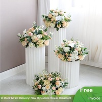 Nouvelles décorations florales de mariage en roses pour allée, fleurs artificielles pour fiançailles, centres de table en soie pour showroom automobile