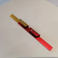 Fixations et attaches personnalisables en métal (acier inoxydable, aluminium, laiton, cuivre) pour boîtes, étagères, supports, plaques, cadres, plateaux, charnières et étiquettes