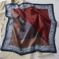 Écharpe en soie de luxe personnalisée avec logo pour femme, châle en soie pure imprimé pour marque, vente en gros pour cadeaux d'entreprise et vente au détail en boutique