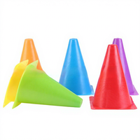 En gros Cône de marquage et d'obstacle pour entraînement de football, patinage, basketball, volleyball, 18 cm (6 pouces), en forme de seau à crème glacée