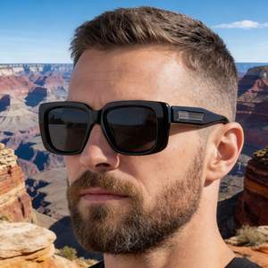 Lunettes de soleil polarisées carrées pour hommes JW-6008P, protection UV400, monture en plastique noir et métal, verres TAC, style conduite en extérieur - Product Image 1