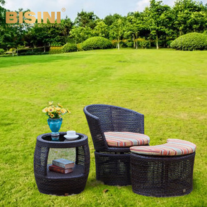 Set Contemporaneo di Chaise Longue e Tavolo per Hotel, Mobili <span class=keywords><strong>da</strong></span> Esterno in Alluminio e Rattan per Villa, Arredamento <span class=keywords><strong>da</strong></span> <span class=keywords><strong>Giardino</strong></span> Impermeabile per Patio - Product Image 4