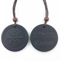 Vente flash : pendentif en forme de pièce de monnaie quantique en lave, design énergétique, bijoux scalaires, breloques avec carte nano et boîte