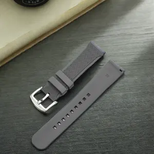 FKM flor kauçuk korozyon önleyici 19mm 20mm 21mm 22mm akıllı giyilebilir saat kayışı Apple Samsung nato için özelleştirilebilir boyutu