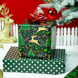 Rollo de Papel de Regalo Navideño Verde Reversible - 17 Pulgadas X 33 Pies - Alce y Árbol con Lámina Dorada Metálica, Bayas de Acebo - Product Image 1