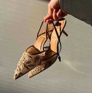 Sandalias de Tacón Alto con Cuentas de Cristal Bordadas para Mujer, Diseño de Punta en Pico con Decoración de Cuentas - Product Image 6