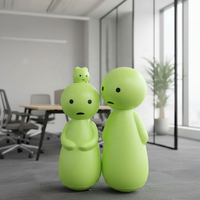 Poupée gonflable Smiski en PVC personnalisée, figurine de dessin animé qui brille dans le noir, ensemble en vente