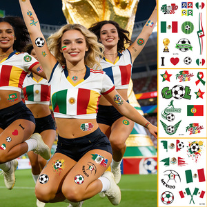 Pegatinas <span class=keywords><strong>de</strong></span> Tatuajes Temporales Impermeables que Brillan en <span class=keywords><strong>la</strong></span> Oscuridad 2026 para <span class=keywords><strong>Bandera</strong></span> Nacional <span class=keywords><strong>de</strong></span> EE. UU., Canadá y México, Juegos <span class=keywords><strong>de</strong></span> Fútbol, Cuatro Colores - Product Image 4
