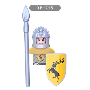 Série de films chevaliers médiévaux soldats armes épée armure casque figurines plaquées or Mini jouets blocs de construction KT1025