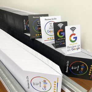 Carte de membre NFC personnalisée <span class=keywords><strong>en</strong></span> PVC acrylique avec <span class=keywords><strong>code</strong></span> QR pour les médias sociaux, support de table vierge pour avis Google - Product Image 3