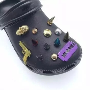 Charme de chaussure en métal écologique Sengao, accessoires de décoration rock, broches hip-hop modèle -8 2-4cm - Product Image 4