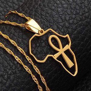 Collana con Ciondolo Personalizzato a Forma <span class=keywords><strong>di</strong></span> Croce e Cuore in Acciaio Inossidabile Placcato Oro 18k con Mappa dell'Africa per Uomo e <span class=keywords><strong>Donna</strong></span> - Product Image 4