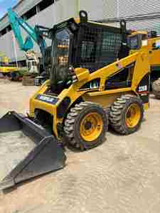 รถตักล้อยาง Caterpillar 226B CAT 226B มือสองแท้ พร้อมเครื่องยนต์ ปั๊ม ลูกปืน ราคาดีที่สุด ได้รับการรับรองมาตรฐาน CE - Product Image 6