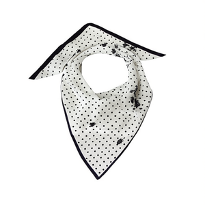 Écharpe triangulaire Angelina 135x60cm à pois pour femme, accessoire de mode - Product Image 1
