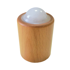 ลูกกลิ้งนวดหน้าและผิวกายแบบมือถือ ทำจากหยกขาวธรรมชาติ - Product Image 1