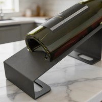 Porte-bouteilles à vin moderne en métal avec organisateur de bouteilles de vin rouge pour la décoration de la cuisine et de la maison