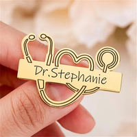 Broche de médico personalizado con logotipo grabado, Pin de solapa con nombre grabado, estetoscopio, insignia médica, regalo para enfermera