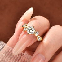 Bague de mariage vintage européenne à motif en spirale à cinq pierres en moissanite ronde de 6,5 mm (1,0 ct) couleur D VVS1 la plus populaire pour femme