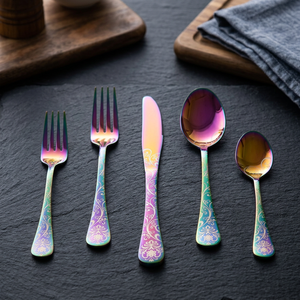 Ensemble de couverts en acier inoxydable fabriqué en Inde de conception brillante bien vendue avec un look moderne multicolore pour la table à manger à la maison - Product Image 1