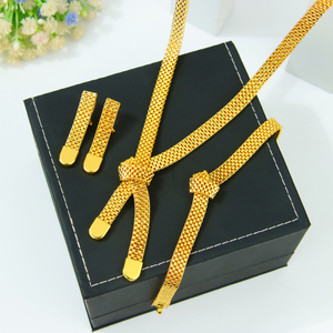 Nouvel Arrivage – Ensemble de Bijoux Dorés Tendance Plaqué Or 21 carats, Design Italien, Collier, Bracelet et Boucles d'Oreilles (3 pièces) pour Femme, Idéal pour Événements et Fêtes - Product Image 4