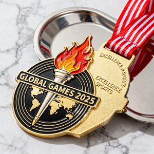 Médailles personnalisées sur mesure en Chine, en alliage de zinc, médaille en métal 3D avec émail doux, médaille de carnaval avec ruban - Product Image 2
