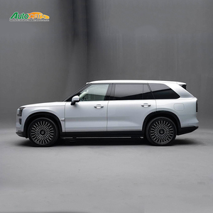 Zeekr 9x PHEV, подержанный гибридный электромобиль с подзарядкой от сети, полный привод, высокая эффективность, запас хода 301-400 км, двигатель 250-300 кВт, аккумулятор 50-70 кВт·ч, новые энергетические автомобили - Product Image 2