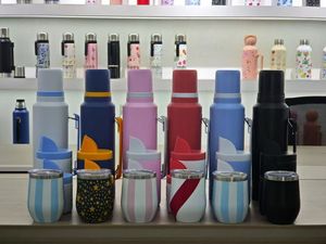 Thermos in Acciaio Inossidabile di Grado Alimentare Personalizzato Senza BPA con Isolamento Sottovuoto Grande Capacità 1 Litro 1000ml - Product Image 2