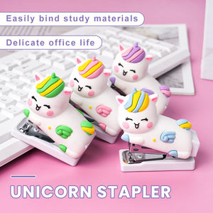 Mini Engrapadora Kawaii con Diseño de Unicornio 3D, Engrapadora de Escritorio con Forma de Animal de Dibujos Animados, Regalo Creativo de Papelería para Oficina y Escuela para Niñas - Product Image 5