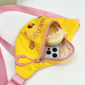 Tas pinggang anak uniseks terbaru, tas selempang beruang kartun imut poliester dengan penutup ritsleting untuk petualangan luar ruangan - Product Image 3