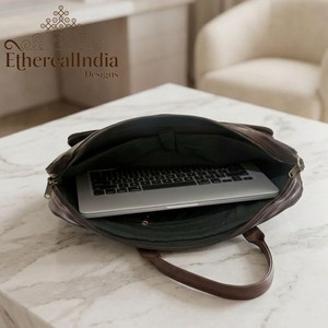 Bolso para portátil hecho a mano con estampado de bloques, bolso de mensajero de algodón para oficina, bolso tote bohemio para el trabajo con correa. - Product Image 5