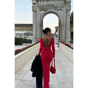 Robe de soirée rouge brodée à manches longues, style droit simple, col montant, taille empire, tailles XS-XL, pour banquets et invités de mariage - Product Image 1