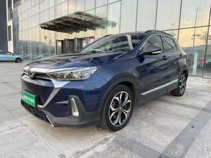 Fabricado en China 2019 BAW EX5 Edición Yueling Autonomía 415 km CCS, Asientos Eléctricos, Techo Solar Panorámico, Autos Eléctricos EV - Product Image 2