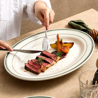 Assiette à poisson ovale en céramique Plats à steak à rayures vertes Pâtes Apéritif Plateau de service Assiettes de cuisson Buffet Restaurant Vaisselle