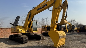 24 tonnes Komatsu 240LC-8 Excavatrice Japon Original Grande machine d'occasion Bonne condition de fonctionnement Moteur Boîte de vitesses Vente d'engrenages - Product Image 4