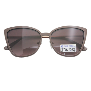 Marco de metal de prescripción de ojo de gato <span class=keywords><strong>con</strong></span> <span class=keywords><strong>clip</strong></span> de plástico en gafas de sol Marco de titanio <span class=keywords><strong>con</strong></span> gafas de <span class=keywords><strong>clip</strong></span> polarizadas - Product Image 3