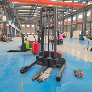 Máquina elevadora 2T Carretilla elevadora inteligente <span class=keywords><strong>CE</strong></span> Apilador de carga automática 500kg 1000kg <span class=keywords><strong>1500kg</strong></span> Apilador de palés eléctrico de elevación automática portátil Precio - Product Image 1