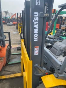 Bon prix, chariot élévateur Komatsu 30 d'occasion d'origine japonaise, haute performance, 3 tonnes, pour travaux de construction, en stock. - Product Image 6