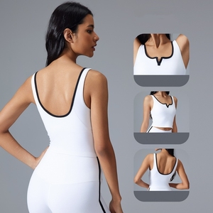 Women Yoga Crop Top With Removable Pads Seamless Breathable Quick Dry FourWay Stretch Gym Workout Sports Bra Small V-neck Design