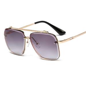 <span class=keywords><strong>Gafas</strong></span> de Sol de Moda con Estilo Piloto Cuadrado y Remaches, Lentes Degradadas, Diseño de Marca, Protección UV400 para <span class=keywords><strong>Mujer</strong></span> - Product Image 3