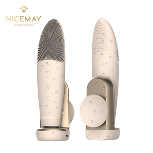 52 ℃   Brosse sonique pour le visage à chaleur constante, exfoliant en silicone, 7 niveaux de vitesse, éliminateur de points noirs pour un nettoyage en profondeur des pores - Product Image 1