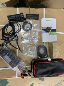 Kit de conversion de vélo électrique coloré avec contrôleur à onde sinusoïdale 52V 2000W 60V 72V 3000W 45A 60A SW900 UKC1+ avec batterie 20Ah 30Ah (en option) - Product Image 4