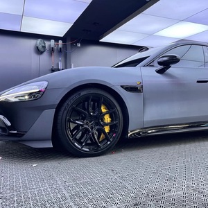 Film de protection TPU Eclipse solaire noir Dyno Mat Satin Premium TPU PPF Auto-cicatrisant Enveloppement de voiture du fournisseur Blanc à noir - Product Image 1