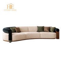Canapé italien Clouds en velours rose, confortable et moelleux, style minimaliste, luxe léger, pour salon, chambre à coucher, design créatif