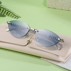 Lunettes de soleil œil de chat sans monture pour femmes, monture en métal, protection UV400, style urbain, design haut de gamme - Product Image 2