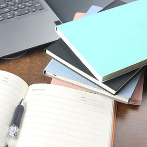 Agenda Profesional Personalizada con Tapa Dura, Planificador Mensual, Cuaderno de Tapa Dura - Product Image 3