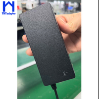 Adaptateur d'alimentation 13.8V 3A UK 230V-50Hz 13.6V AC 13.8V DC chargeur de batterie régulé Compatible avec la connexion de bureau