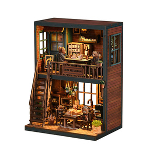 Shinetsu DIY Mini House Bear Restaurant 15,5x11x20,6 cm Rompecabezas de madera con luz LED para niños y adolescentes - Product Image 1