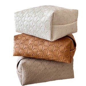 Boîte à mouchoirs carrée en cuir tressé, design luxueux et portable, pour voiture et salle de bain - Product Image 5