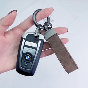 Porte-clés de voiture en cuir PU neuf en gros, porte-clés anti-perte en alliage de zinc, porte-clés en cuir avec logo gaufré - Product Image 4